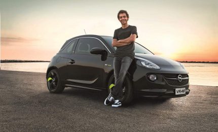 Opel ADAM VR|46 Limited Edition: la serie speciale firmata Valentino Rossi 