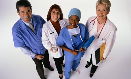 Concorsi per il personale sanitario: infermieri e ostetriche