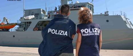 Sbarco al porto di Palermo, fermati tre scafisti