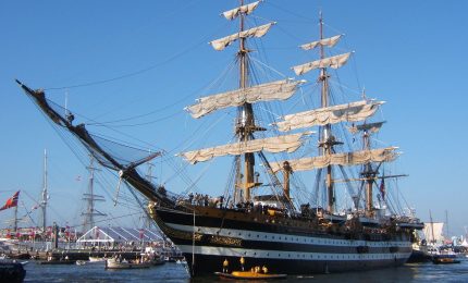 In arrivo a Palermo "la regina del mare", la nave Amerigo Vespucci