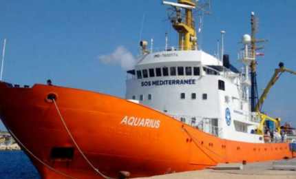 Migranti, la nave Aquarius attraccherà in Spagna