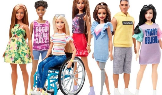 Barbie, la collezione comprenderà anche la bambola disabile