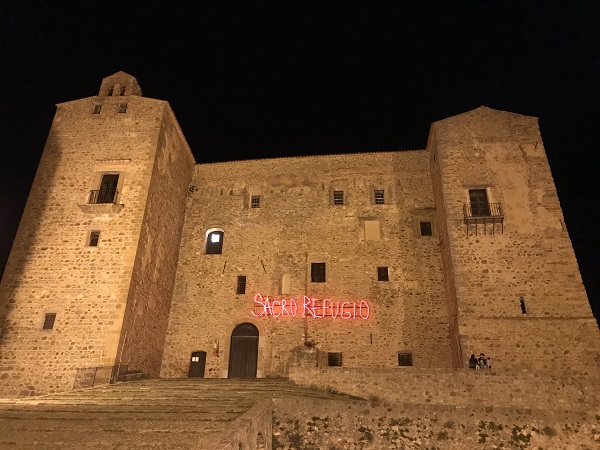 A Castelbuono una installazione luminosa sulla facciata del Castello dei Ventimiglia